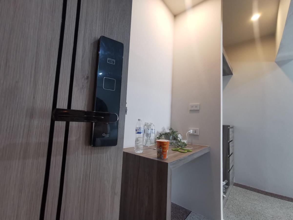 Abc@48 Hotel & Service Apartment Banguecoque Exterior foto
